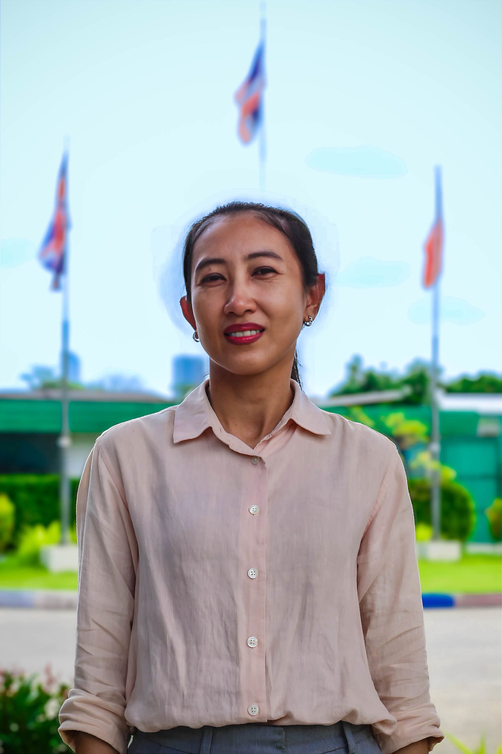 Ms. Pornmunee Wanichsermkul